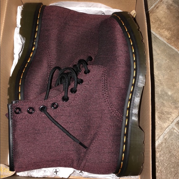 Dr. Marten boots (burgundy) - Picture 2 of 3